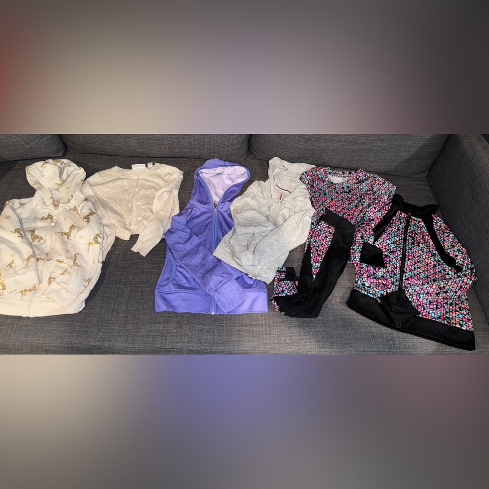 4 - 5 T 💕Girls 3 pc Active wear, 2 jackets & cardigan!